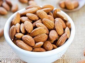 日月杏仁吃瓜,夏日消暑美食之旅